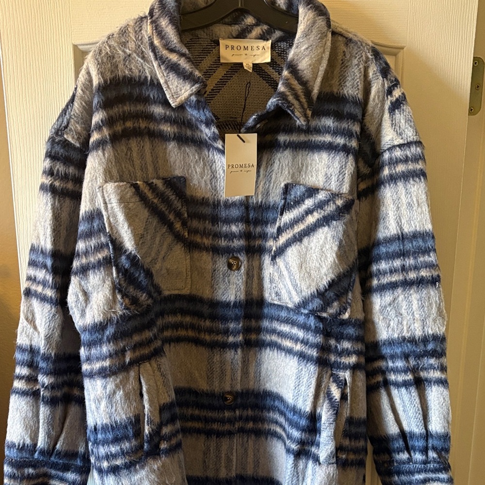 Promesa NWT Blue Plaid Poly‎ and Wool Blend Shacket size XL